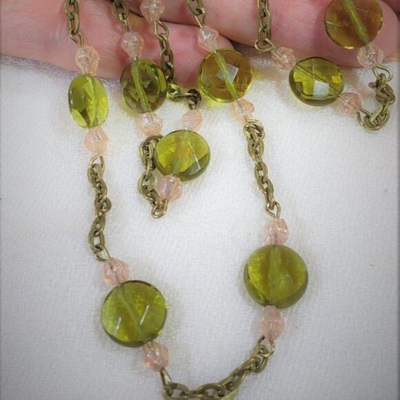Green & pink necklace - Handmade (NEW) - Picture 1 of 4